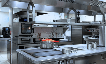 Équipement de cuisine professionnelle à Marseille avec mise en service